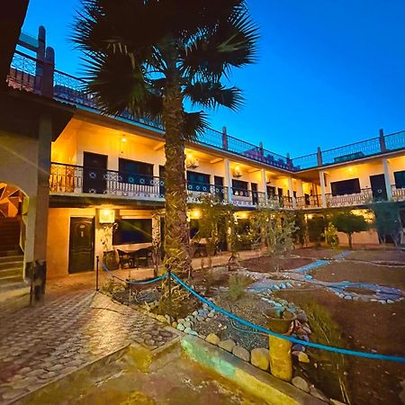 Hotel Restaurant La Kasbah タンギール エクステリア 写真