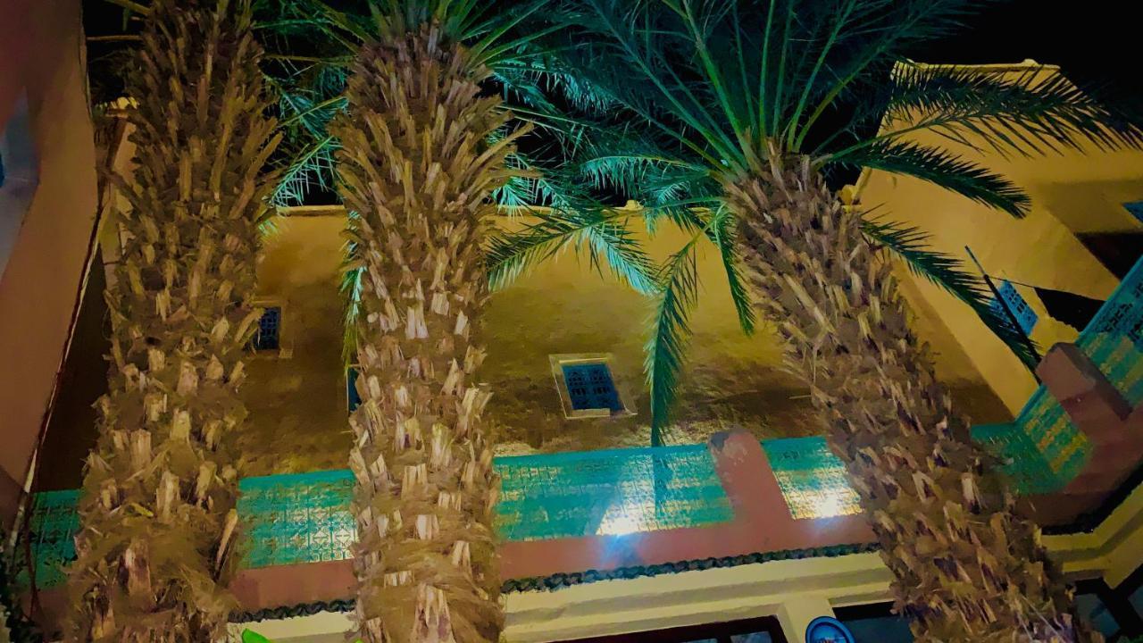 Hotel Restaurant La Kasbah タンギール エクステリア 写真