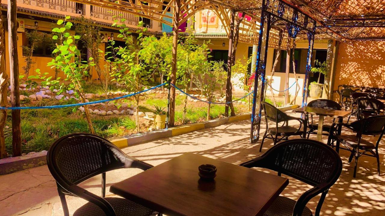 Hotel Restaurant La Kasbah タンギール エクステリア 写真