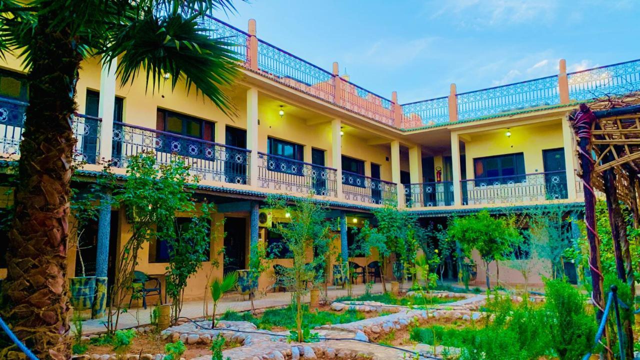 Hotel Restaurant La Kasbah タンギール エクステリア 写真