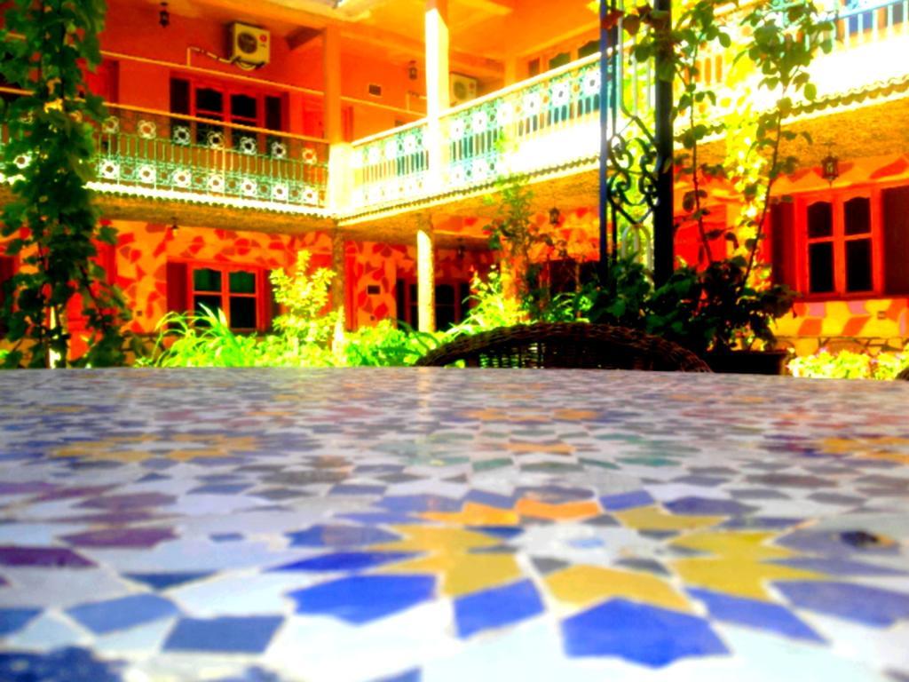 Hotel Restaurant La Kasbah タンギール エクステリア 写真