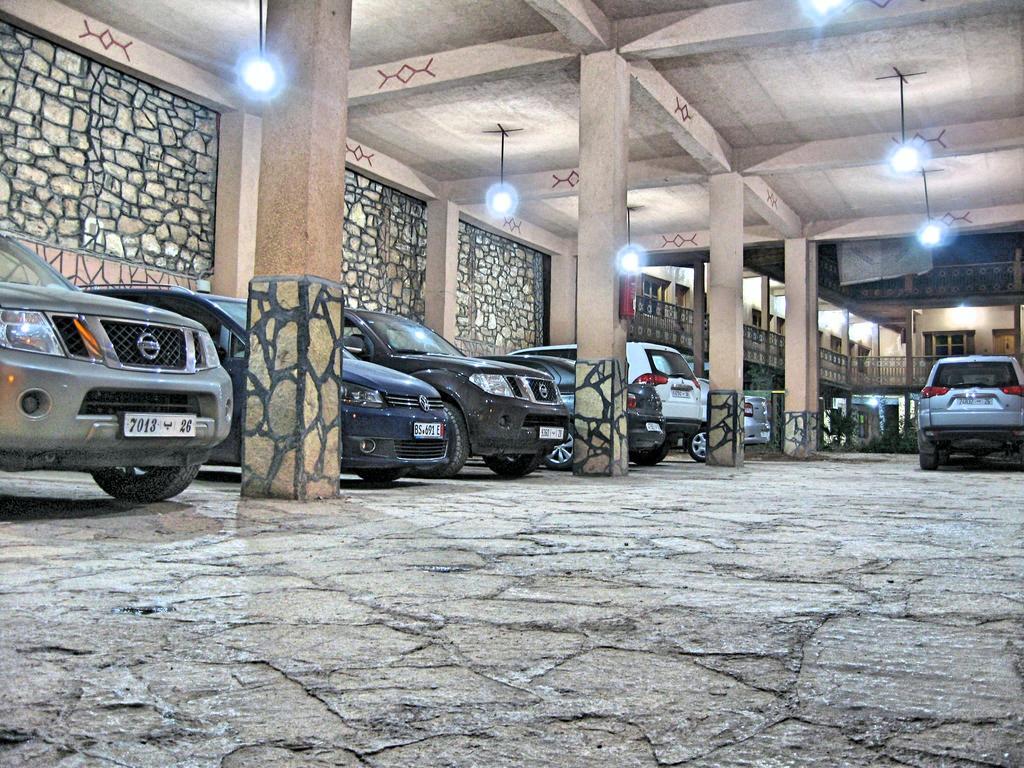 Hotel Restaurant La Kasbah タンギール エクステリア 写真