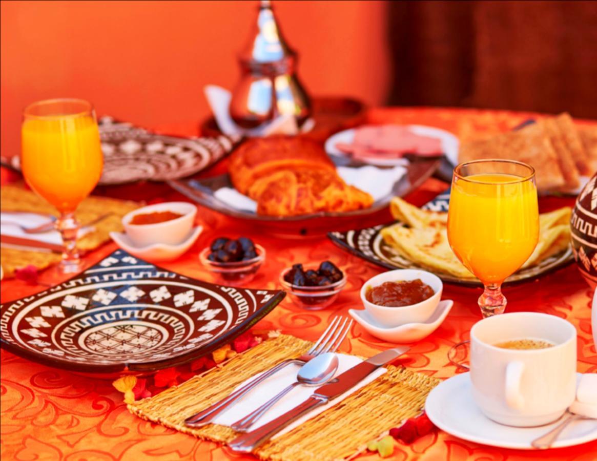 Hotel Restaurant La Kasbah タンギール エクステリア 写真